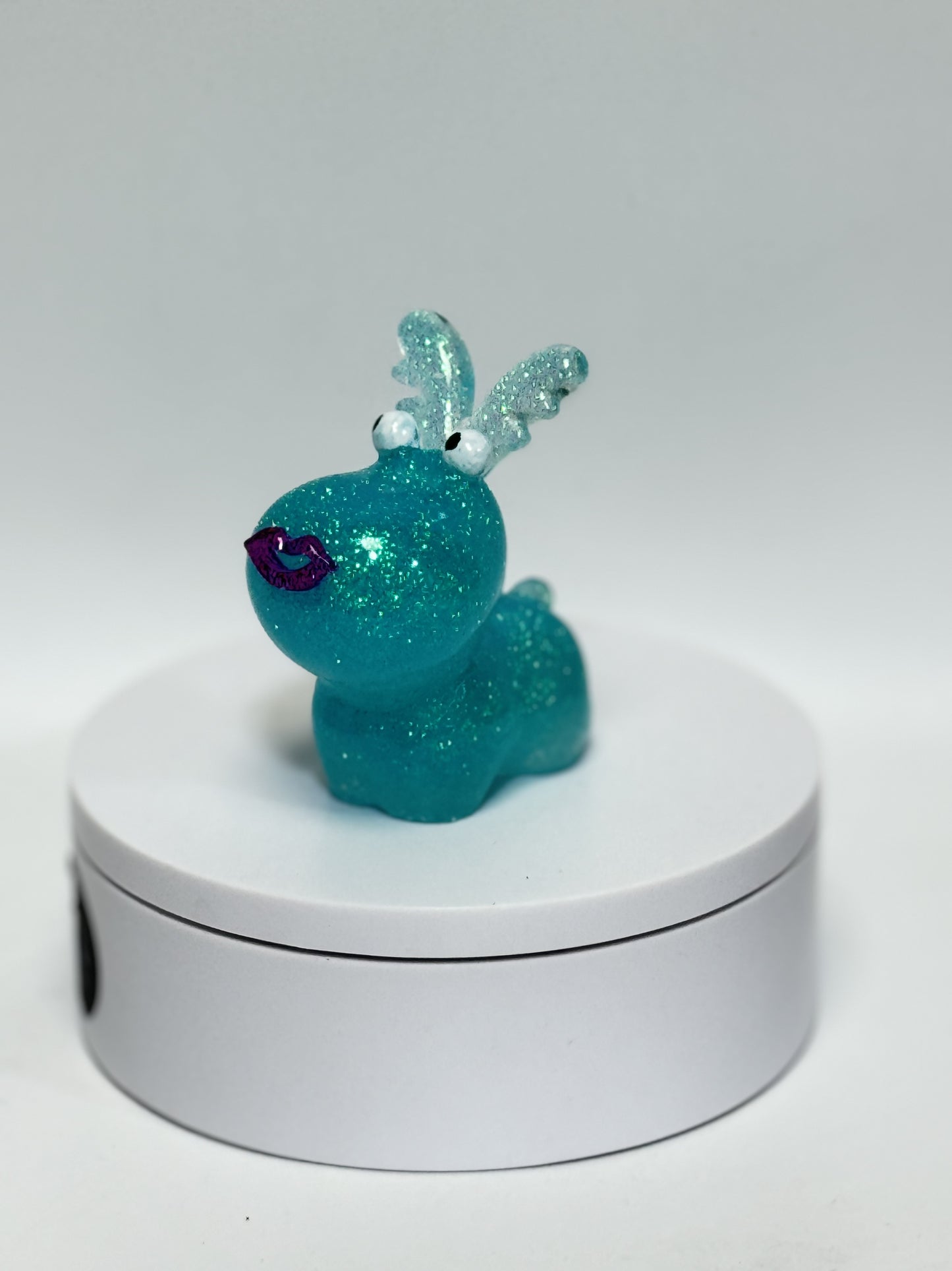 Teal Glitter Small Elk